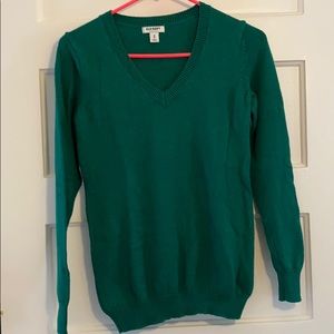 Green v neck old navy sweater